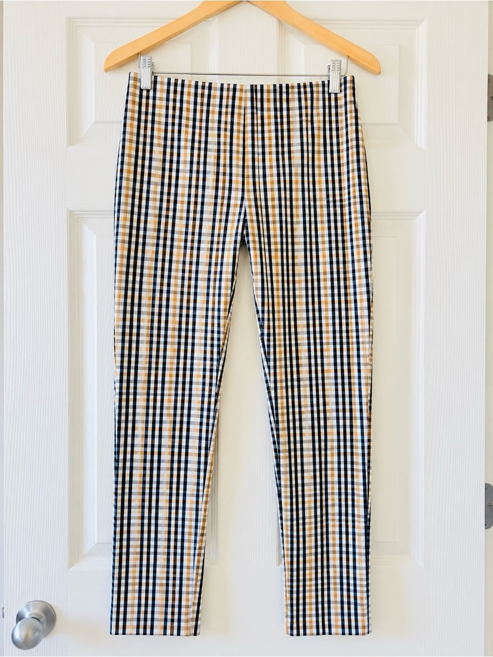 Cropped Gingham Ankle Pants in Navy and Tan